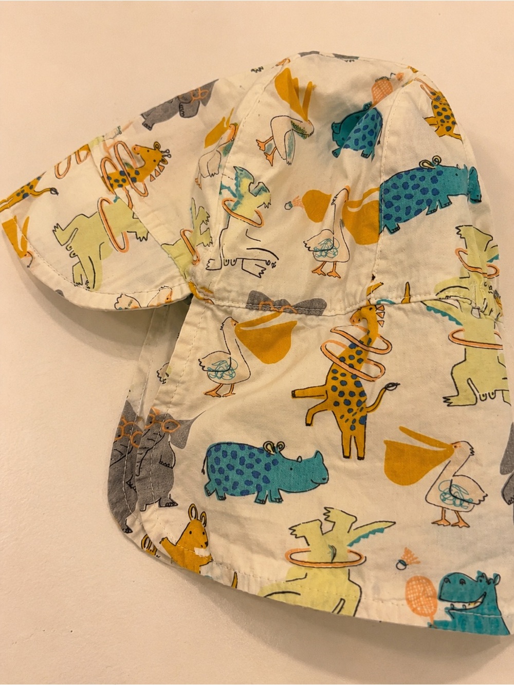 Zara Kids Animal Sun Hat - White with Yellow, Blue, Green & Gray